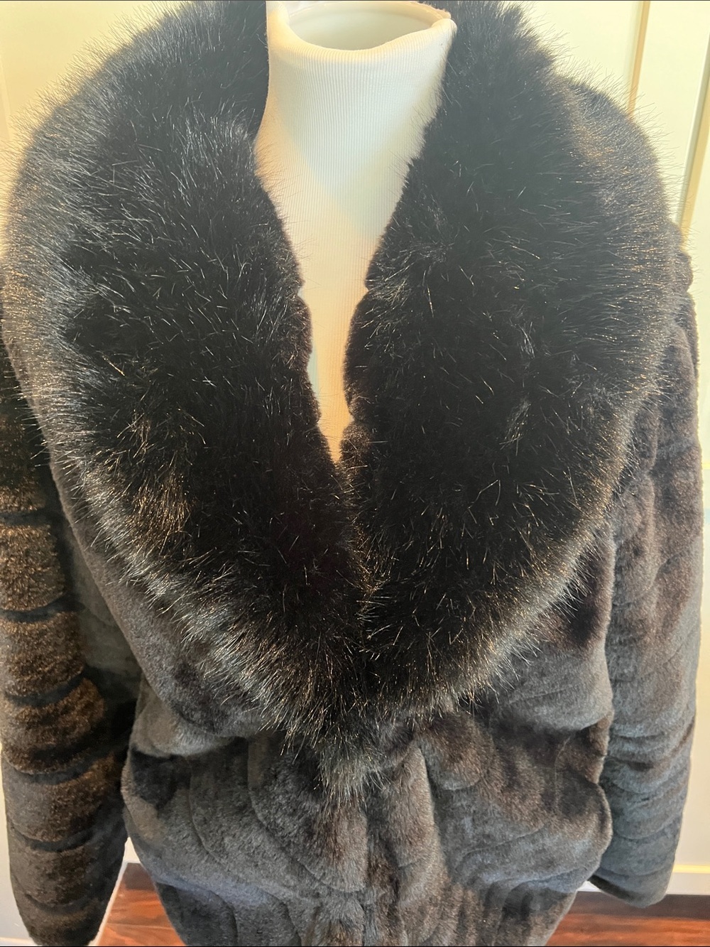 Cavalini Black Faux Fur Shawl-Collar Teddy Jacket Size L EUC - Picture 3 of 8